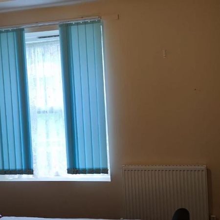 Nice Double Bedroom At Streatham Place Londres Exterior foto